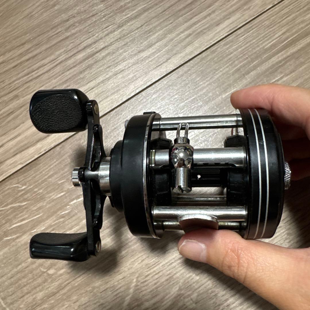 【希少】Daiwa オールドダイワミリオネア GS3000C ベイトリール