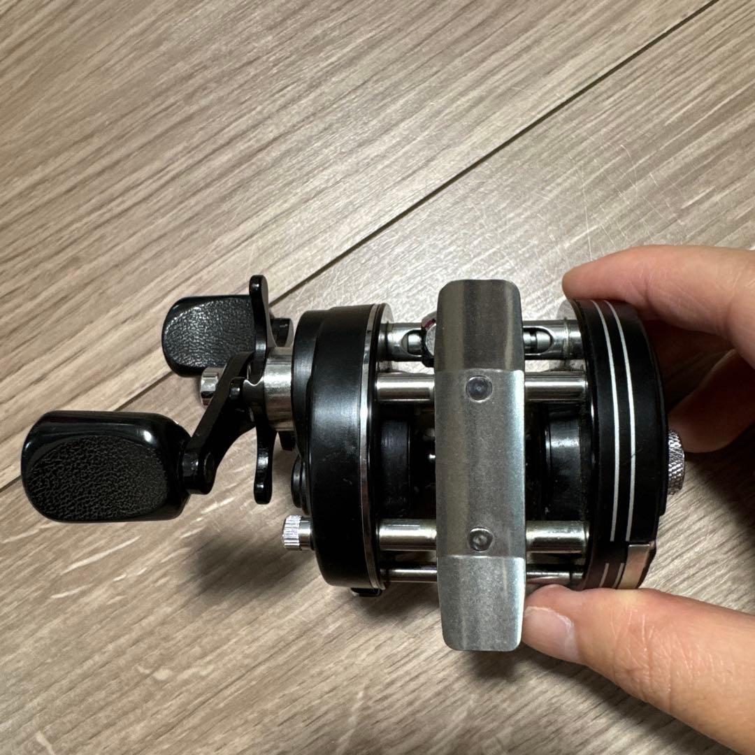 【希少】Daiwa オールドダイワミリオネア GS3000C ベイトリール