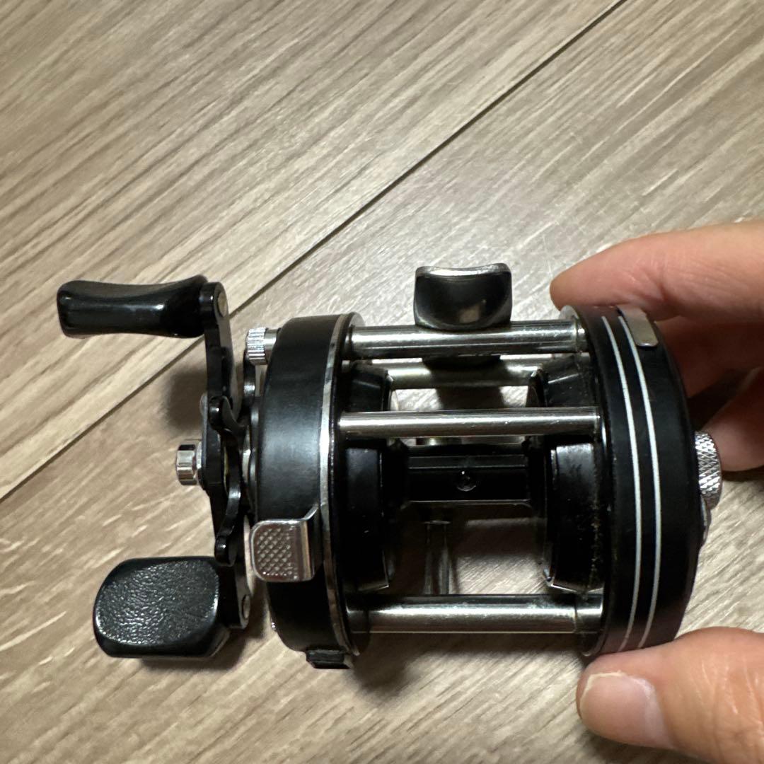 【希少】Daiwa オールドダイワミリオネア GS3000C ベイトリール