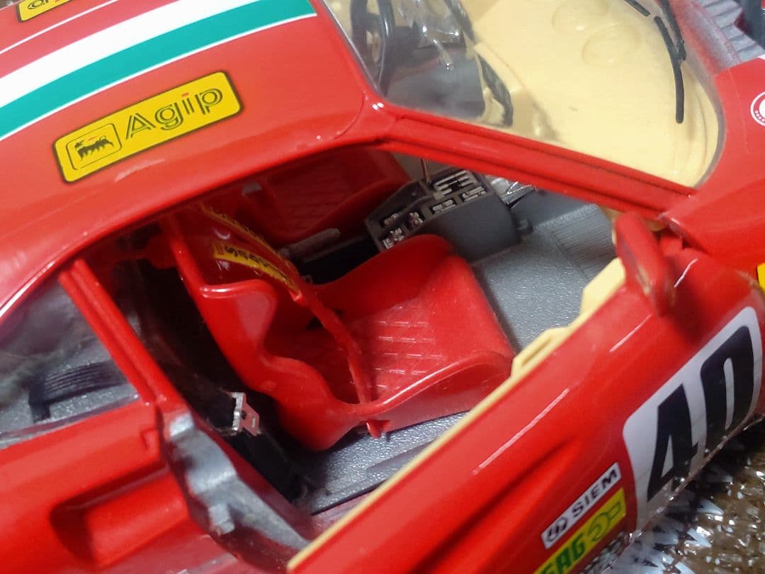 当時物　1/18 ミニカー　Bburago　ブラーゴ　フェラーリGTO 1984