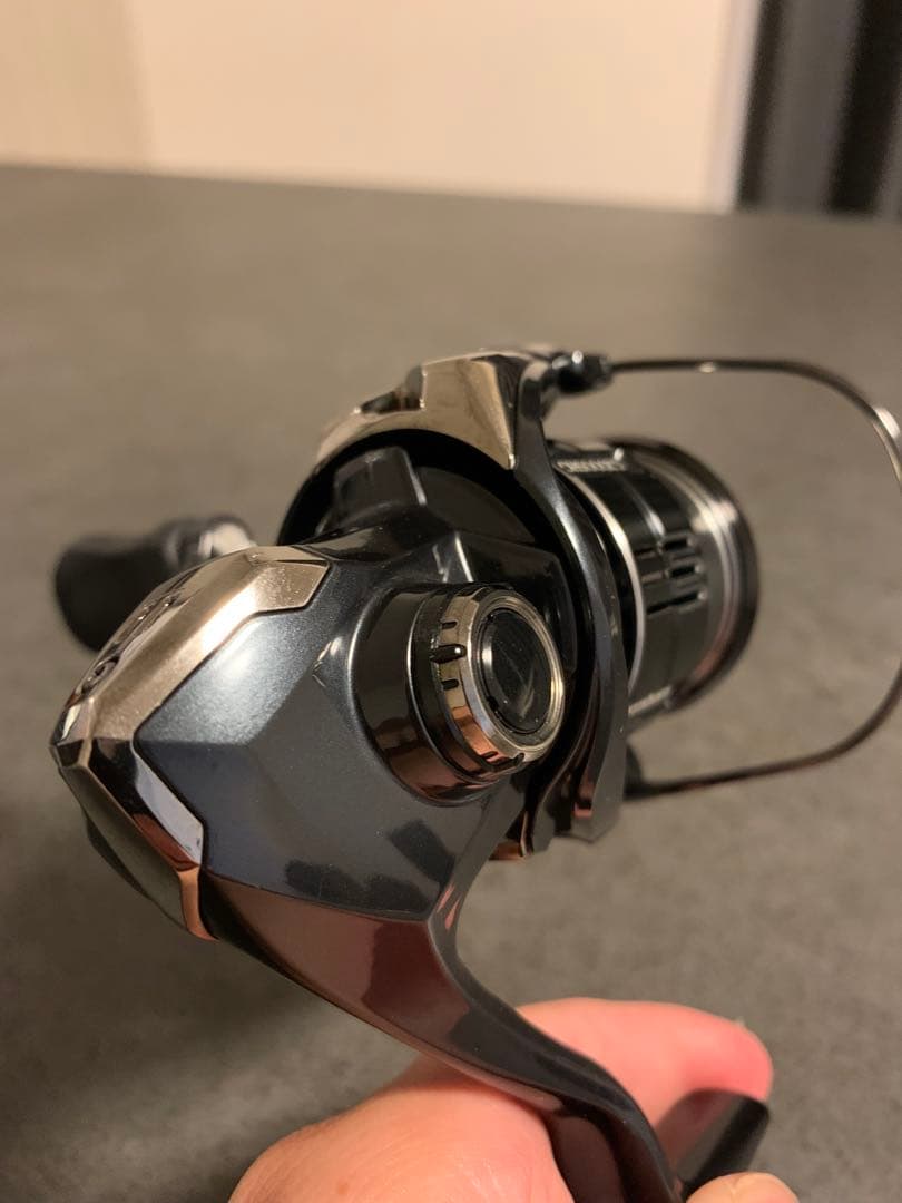 【シマノ】美品19Vanquish ヴァンキッシュC2000SHG