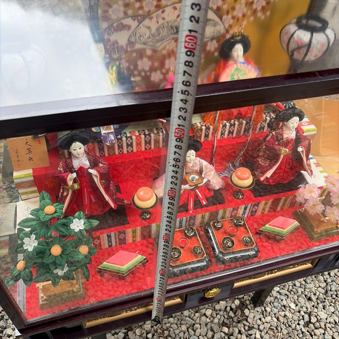 雛人形　雛壇　完成品　ガラスケース入り　オルゴール付き