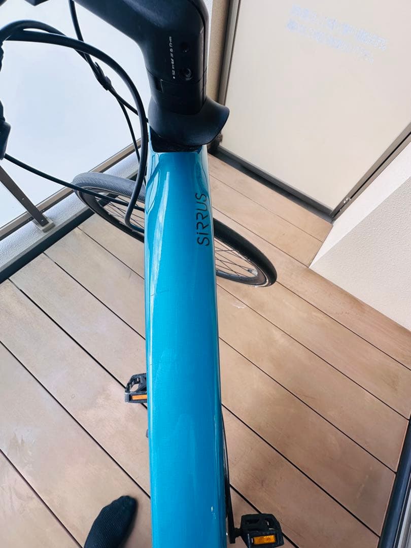スペシャライズド　Sirrus Men Elite Carbon Disc