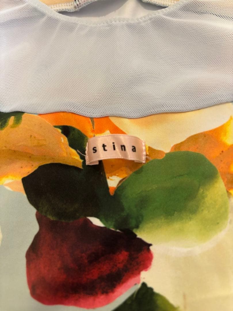 再値下げしました♪stina 花柄レオタード 水色 タイプT