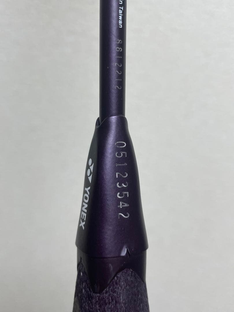 ヨネックスナノフレア700ツーア　美品