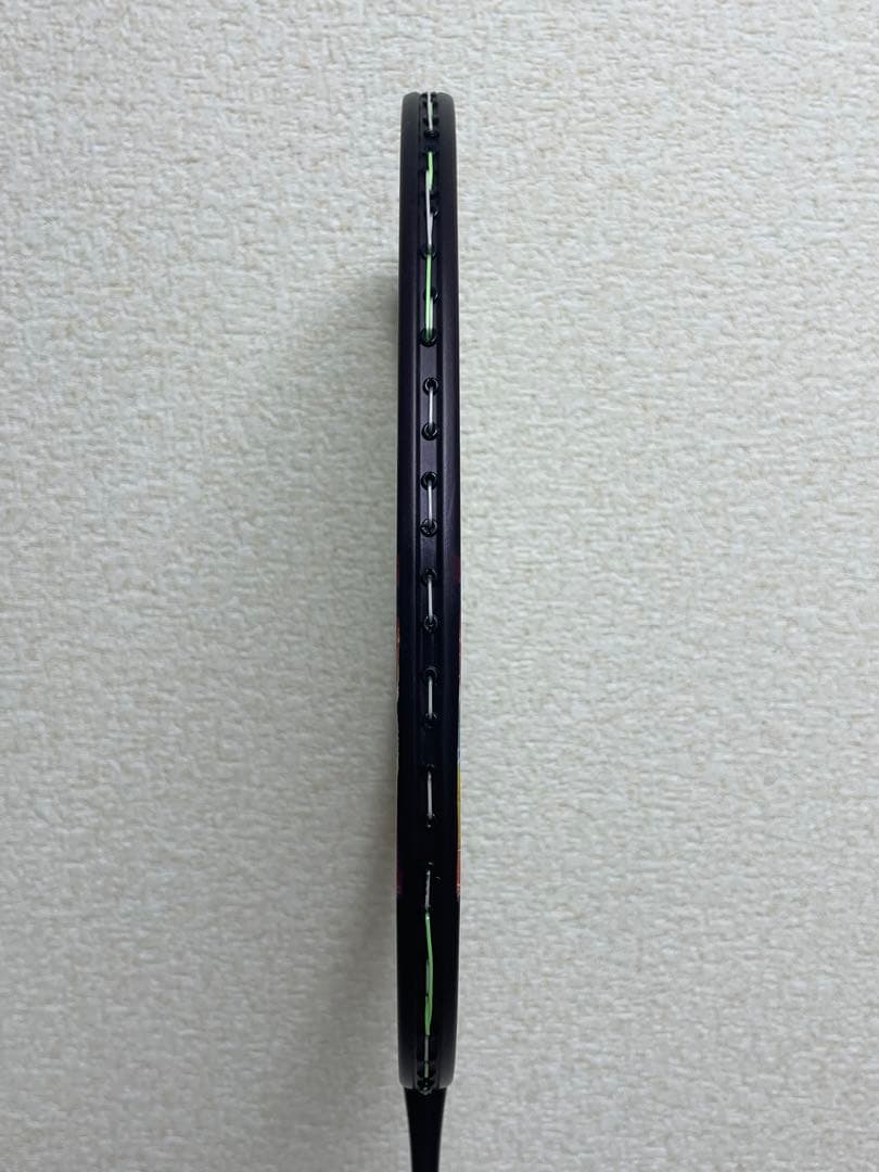 ヨネックスナノフレア700ツーア　美品