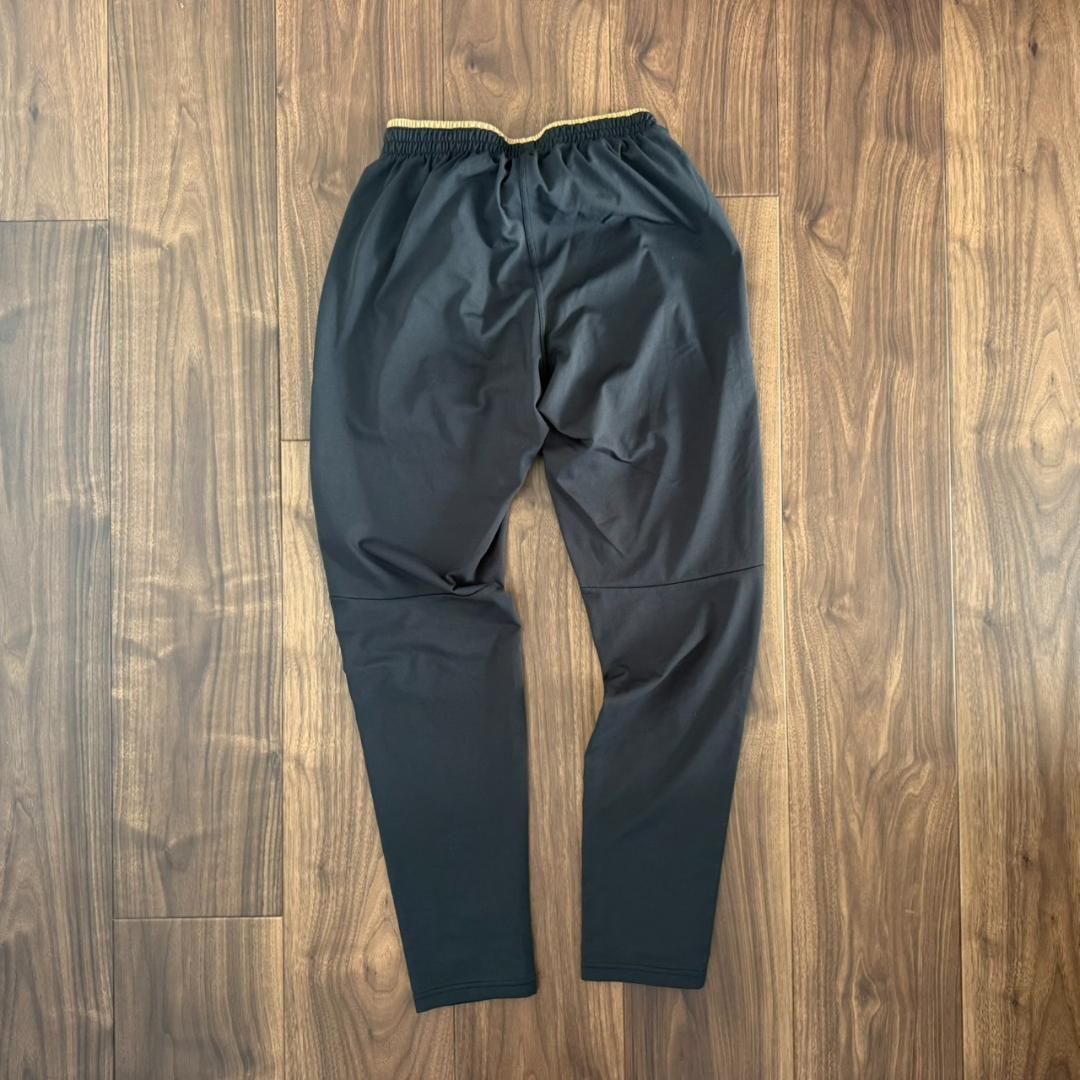UMBRO ジャージ 上下セット Mサイズ