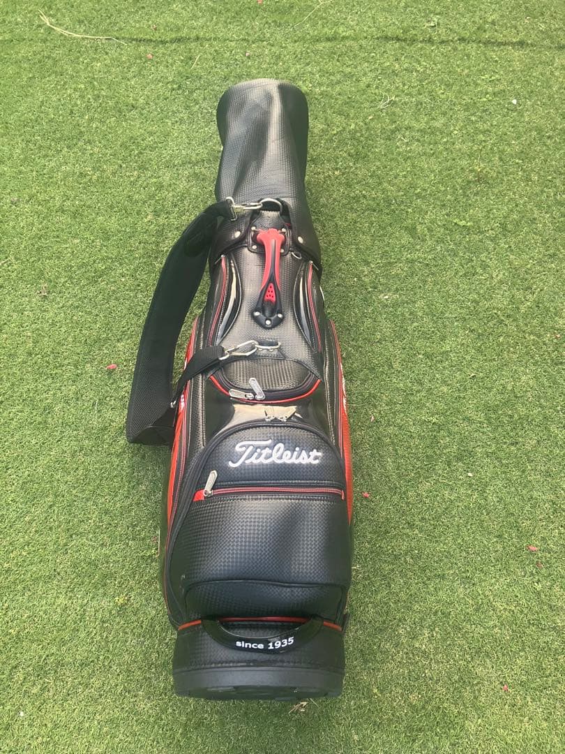 もなかさん専用　Titleist キャディバッグ 黒/赤