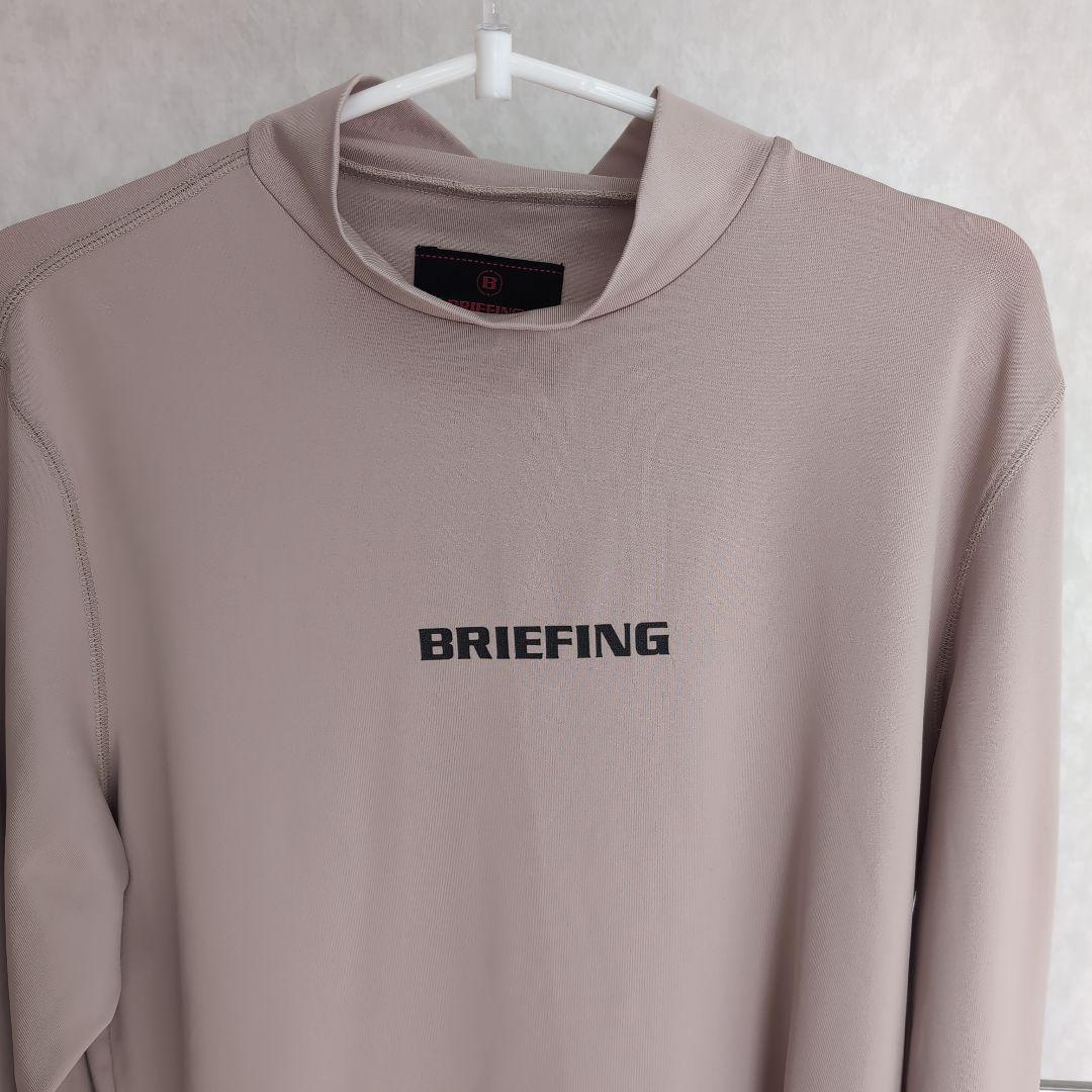 BRIEFING ブリーフィング　ベージュのモックネック