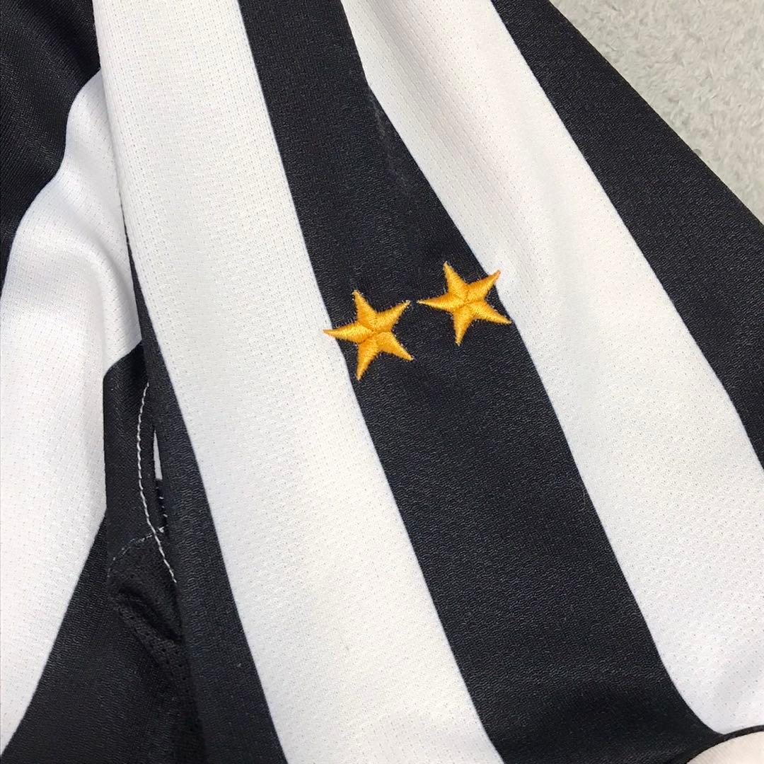 06-07 セリエB NIKE×ユベントス　半袖サッカーユニフォーム　刺繍ロゴ