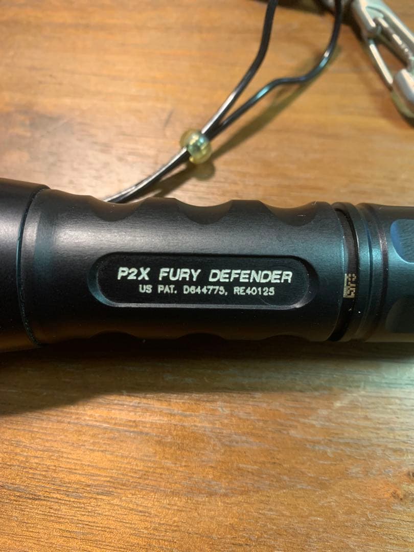 美品SureFire P2X Fury Defender 懐中電灯