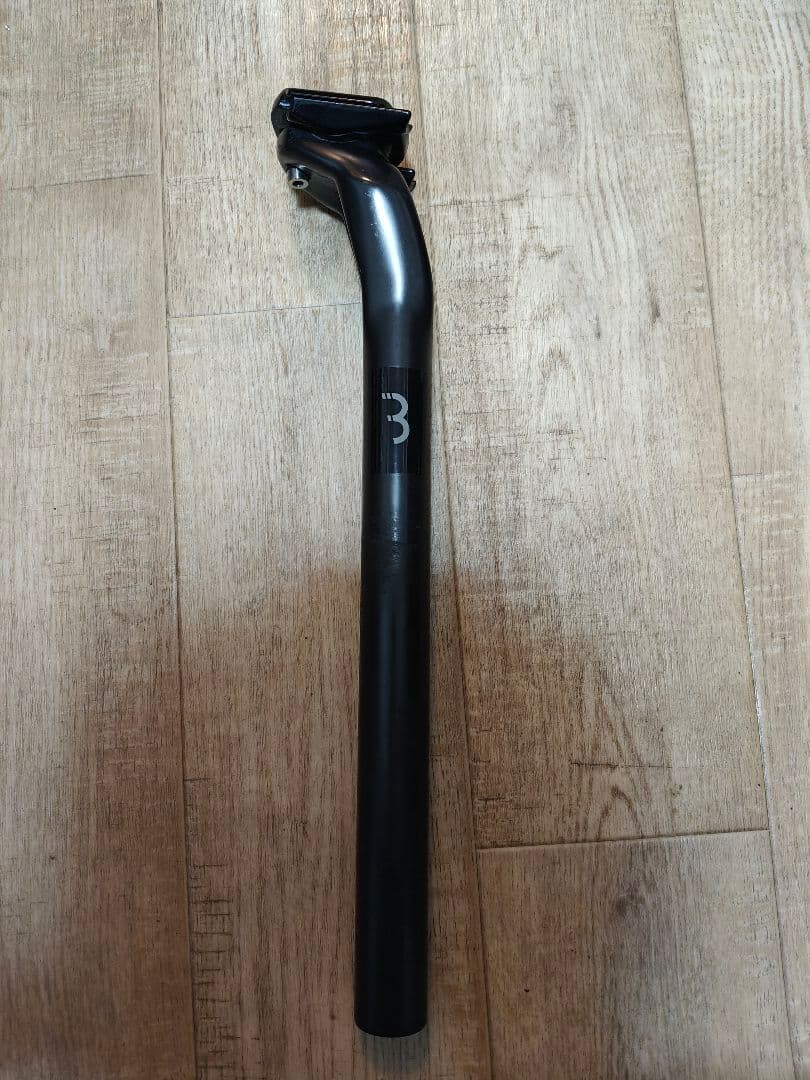 bbb FLYPOST ブラック シートポスト 209g　カーボン　27.2