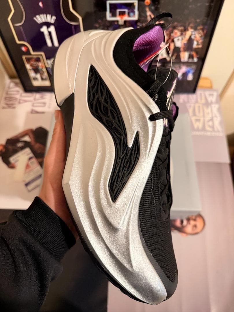 【日本未発売/新品】Li-Ning JB4 ジミー・バトラー US11
