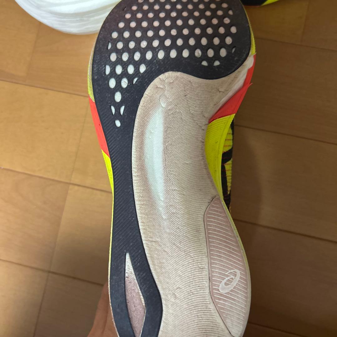 メタスピードEDGEパリ　25.5cm