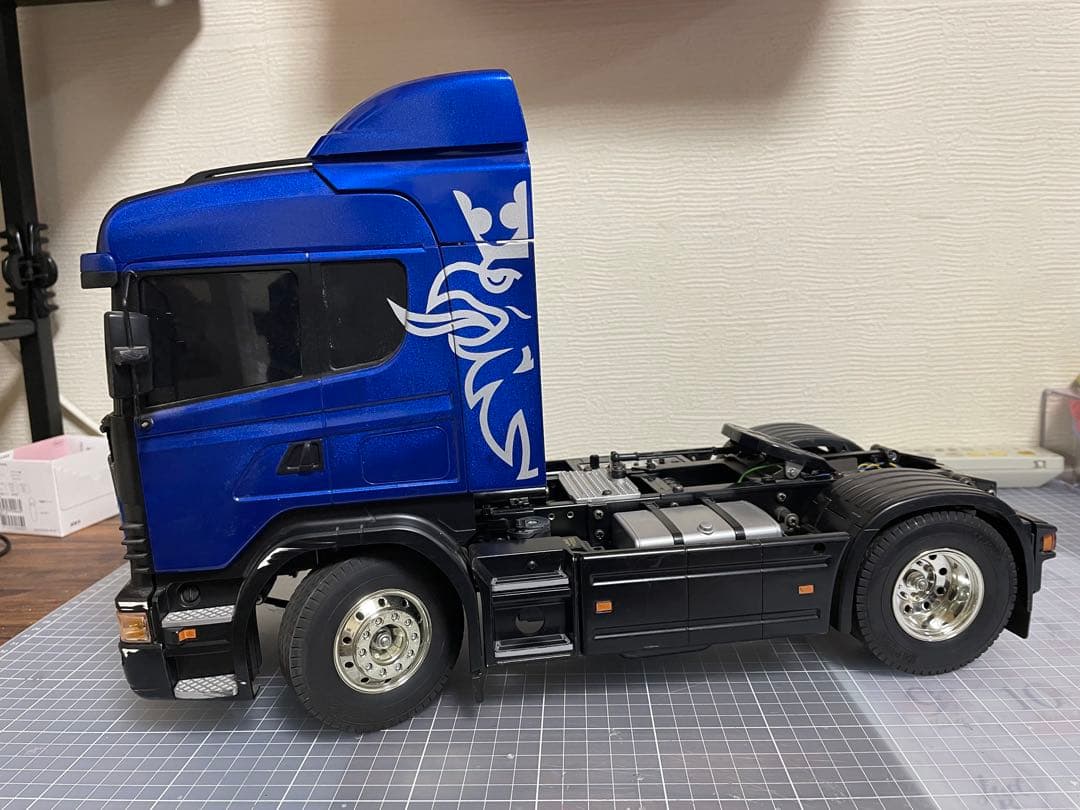 タミヤ 1/14 スカニア R470 20フィート海コン仕様　フルオぺ