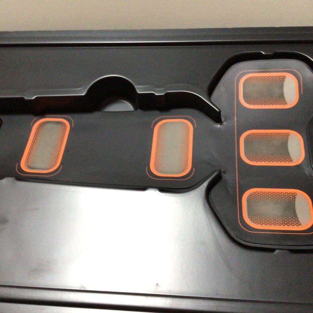 SIXPAD アブズベルト
