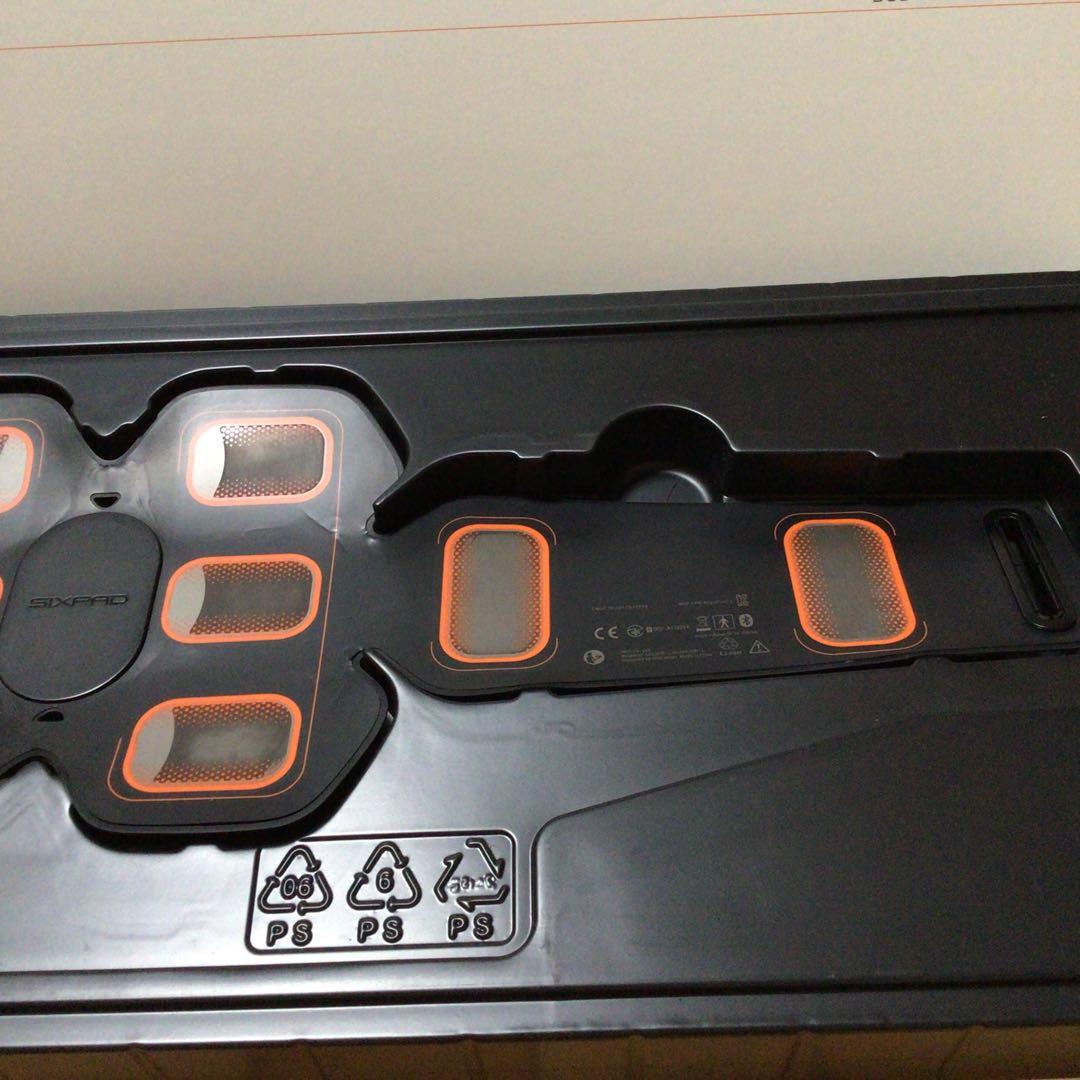 SIXPAD アブズベルト