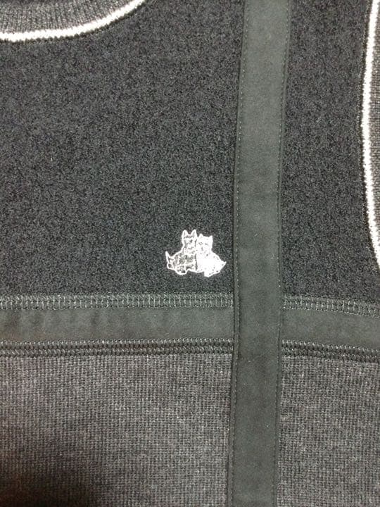 ブラックアンドホワイト　ベスト　新品