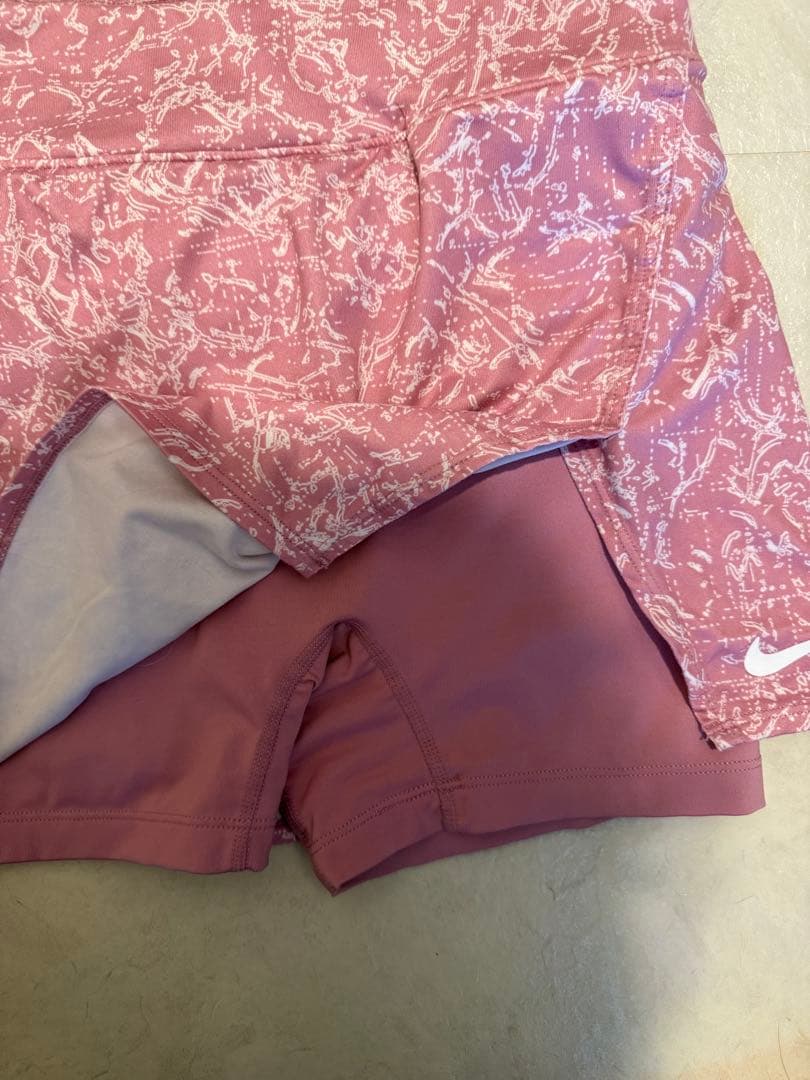 【新品未使用】Nike テニスウェア ピンク 花柄