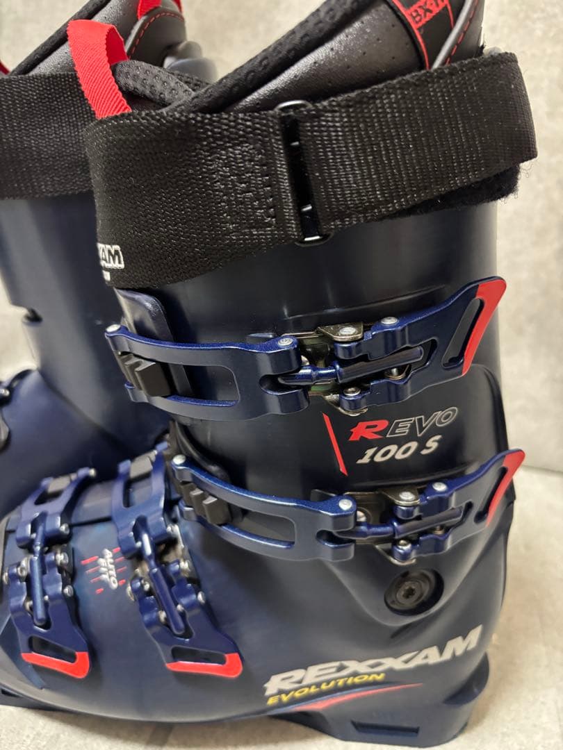 レグザム Revo100s スキーブーツ 24センチ