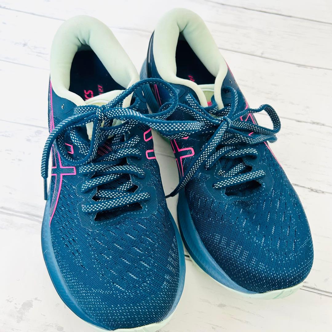 アシックス☆美品23.5㎝ asics ゲルカヤノ27 スニーカー シューズ