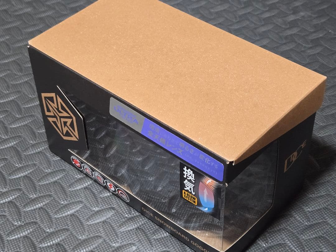 美品 ダイス グッドマン スノーボードゴーグル 調色全天候レンズ