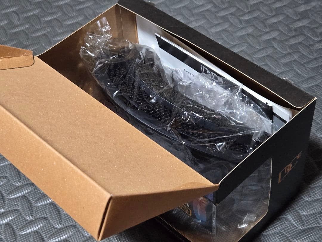 美品 ダイス グッドマン スノーボードゴーグル 調色全天候レンズ