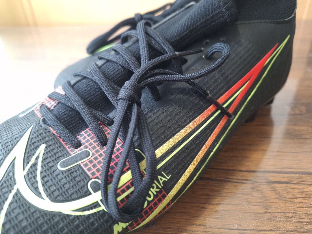 未使用に近い NIKE マーキュリアル スーパーフライ 8