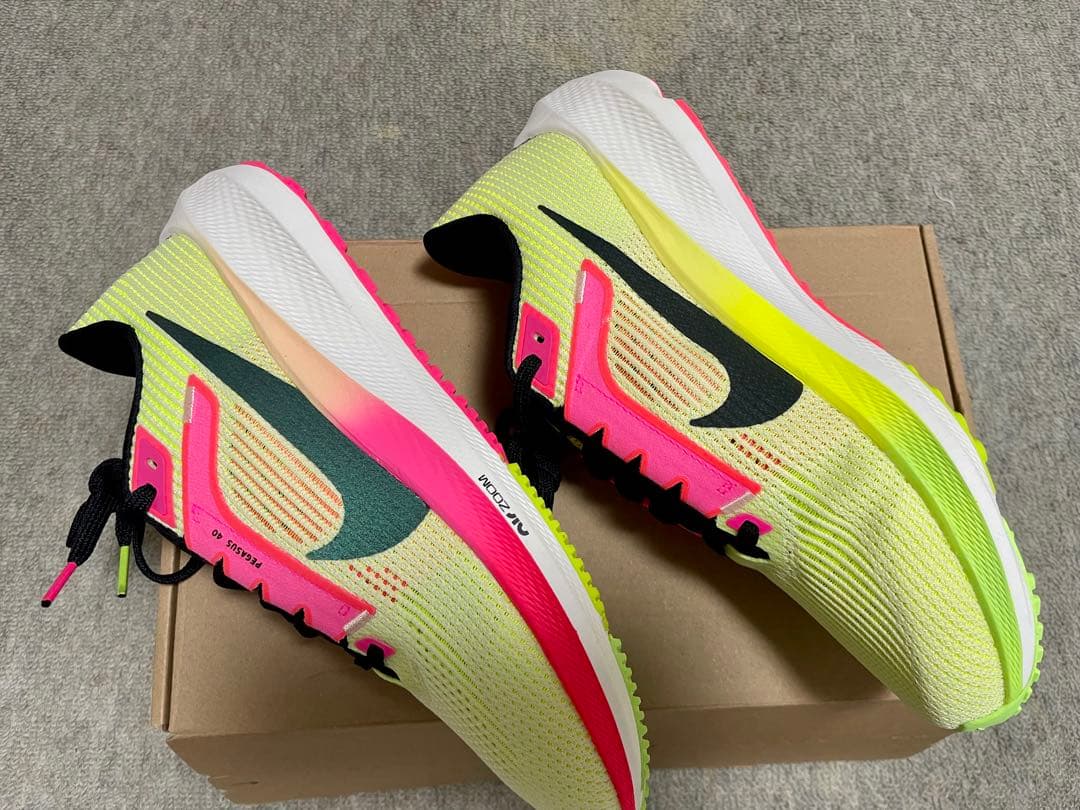 新品限定モデルNIKE Air Zoom Pegasus 40 プレミアム駅伝