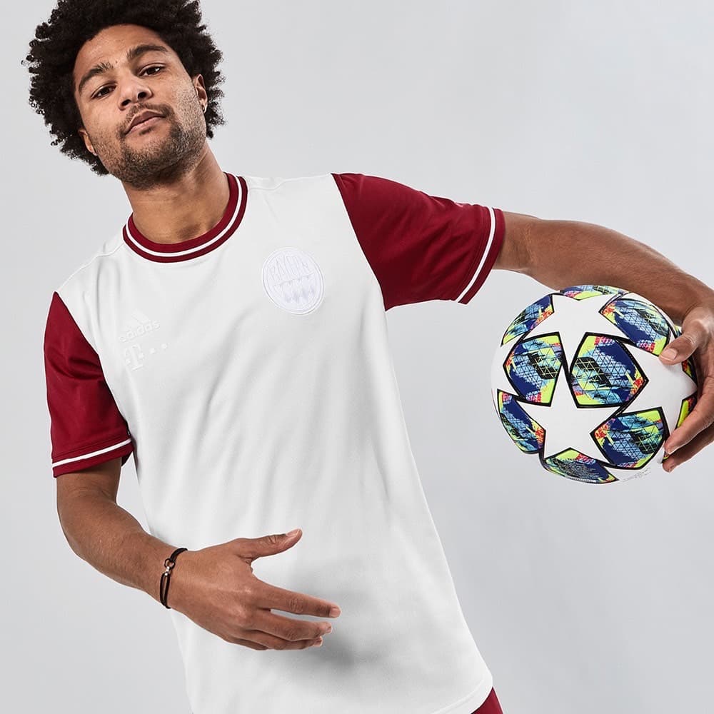 【新品未使用】adidas製 サッカー バイエルン120周年記念限定ユニフォーム