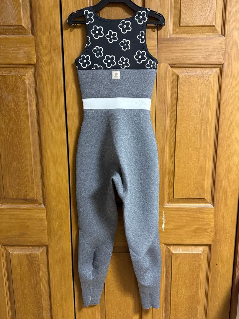 大人可愛い♪ Sea×me ロングジョン ウェットスーツ 花柄×グレー 新品