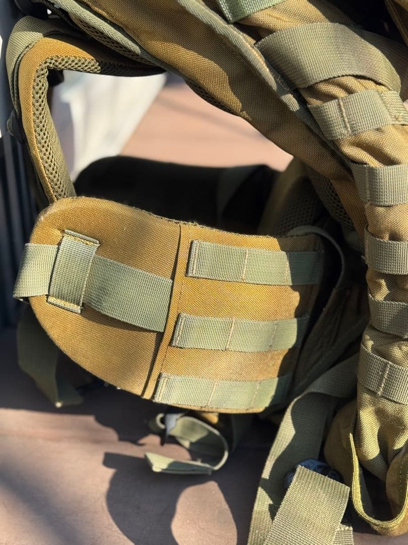 Eberlestock スナイパーライフル用バックパック