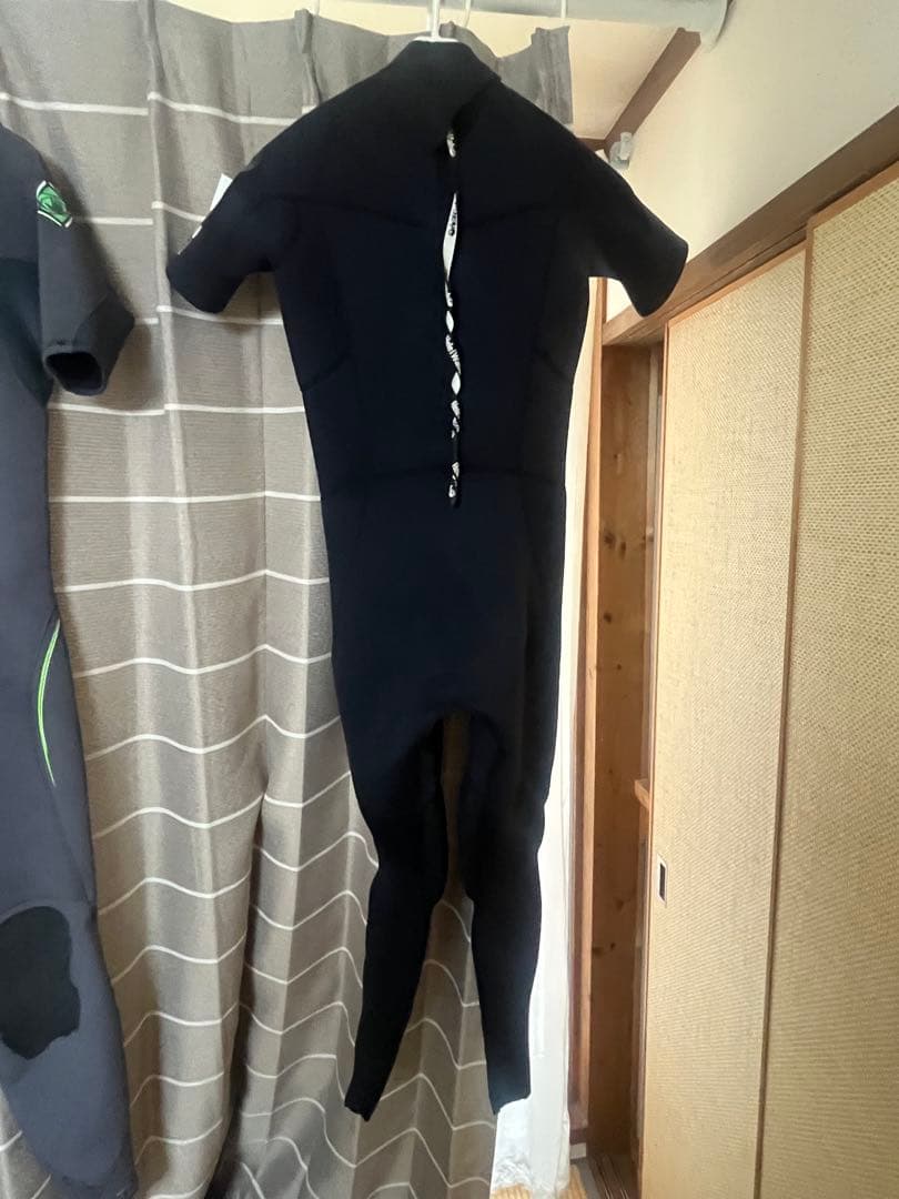 Haleiwa ブラック シーガルウェットスーツサイズL新品