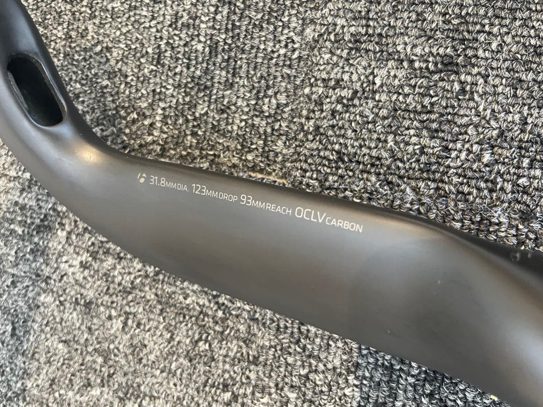 bontrager xxx エアロカーボンハンドル　40cm