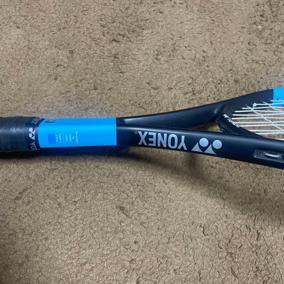 YONEX AIRIDE ラケットバッグとテニスボール2個