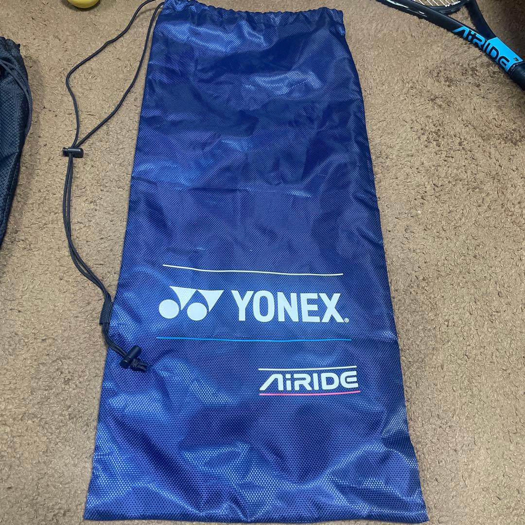 YONEX AIRIDE ラケットバッグとテニスボール2個
