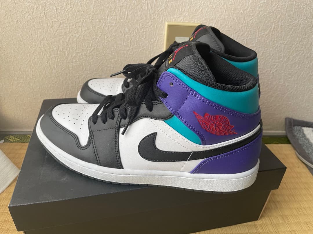 シューズ(男性用) Nike Air Jordan 1 MID 28.5cm