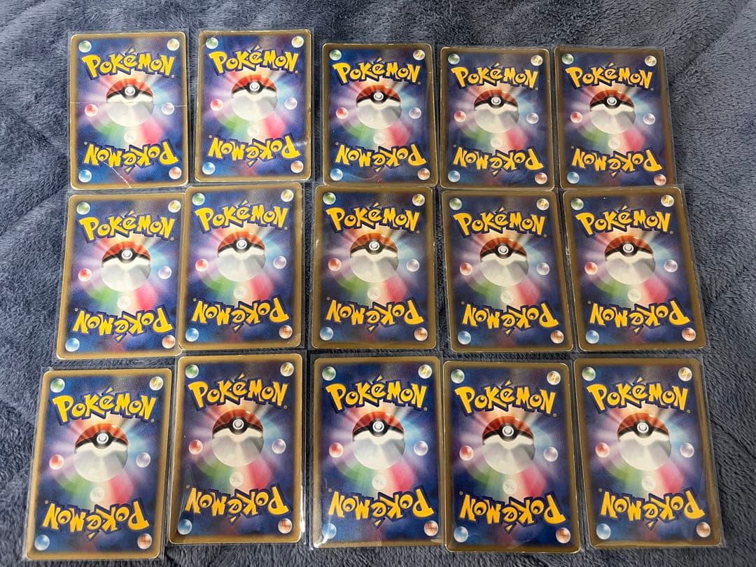 目玉 旧裏・ブラッキーデルタ・カビゴンデルタなど ポケモンカード 63枚まとめ