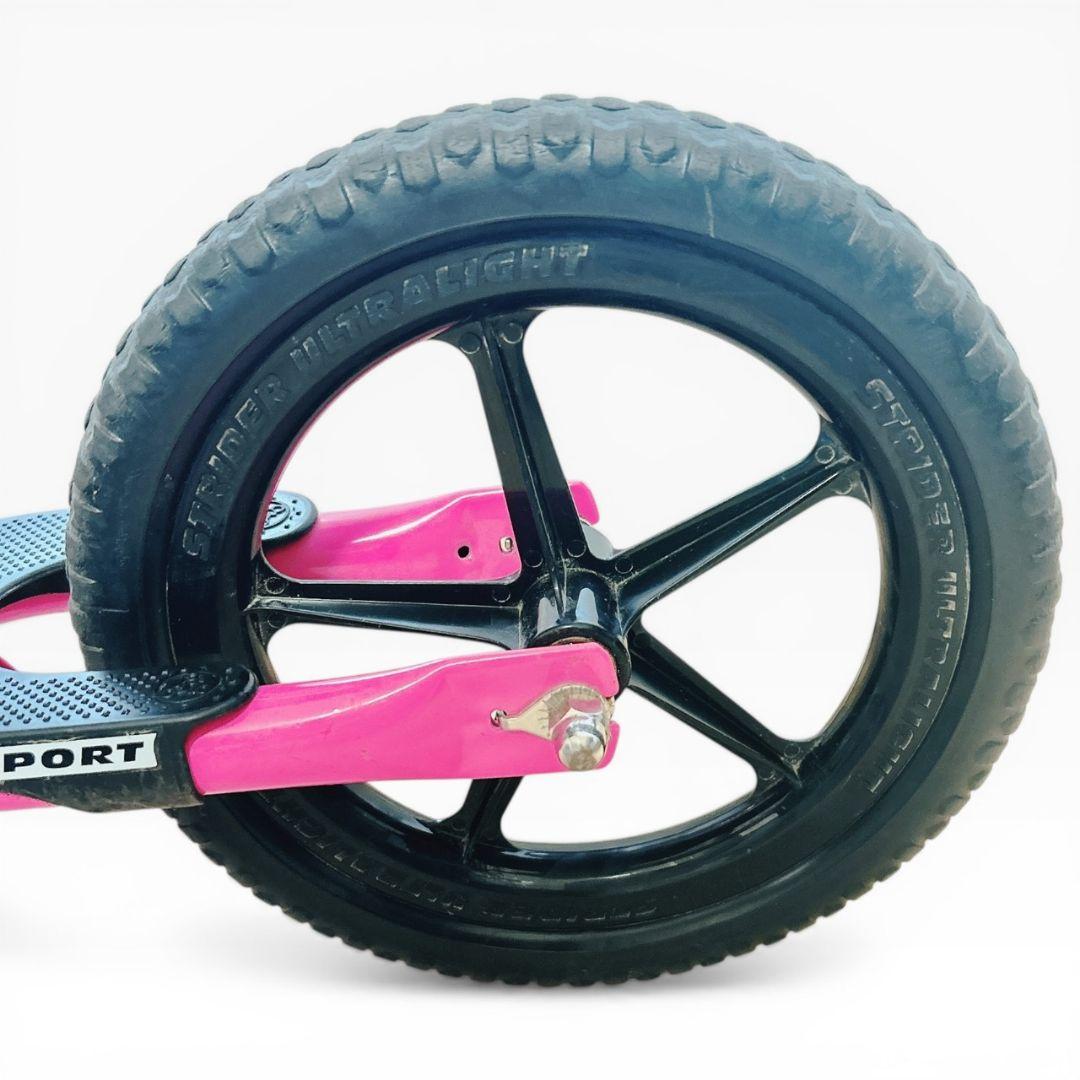 【極美品】 ストライダー スポーツモデル ピンク 12インチ 日本正規品 女の子