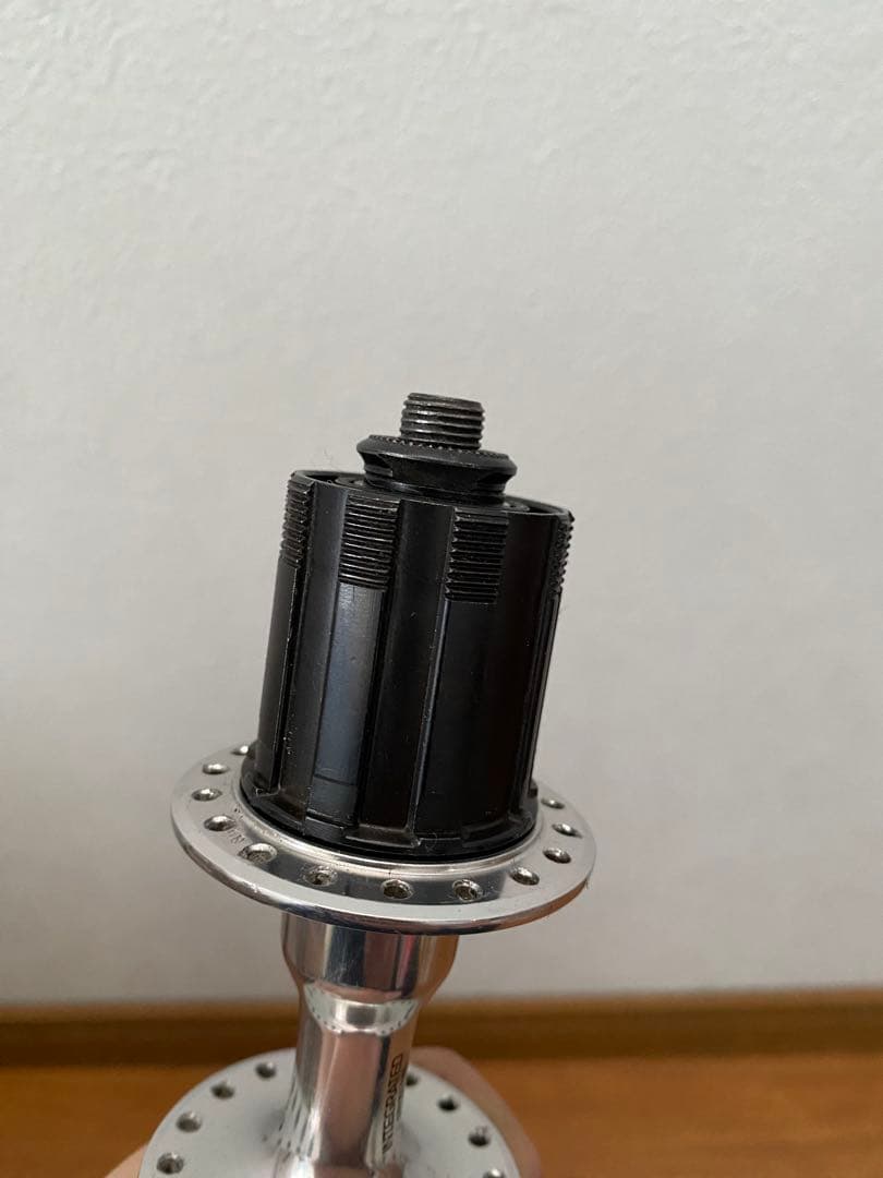 DURA-ACE ハブ F/7400,R/7403