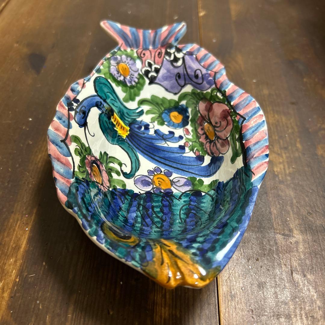 SKYROS HAND ハンドペイント　魚型　トレイ　飾り皿