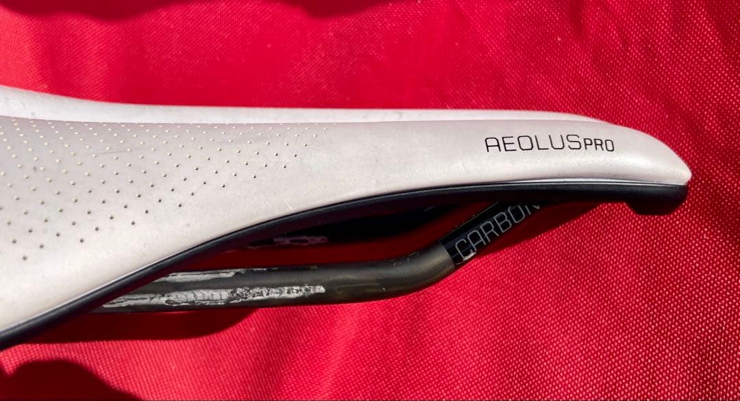BONTRAGER AEOLUS PRO サドル １４５mm カーボンレール