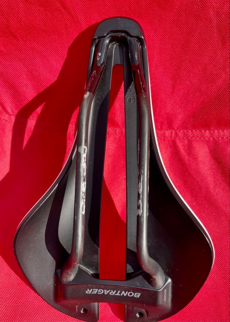 BONTRAGER AEOLUS PRO サドル １４５mm カーボンレール