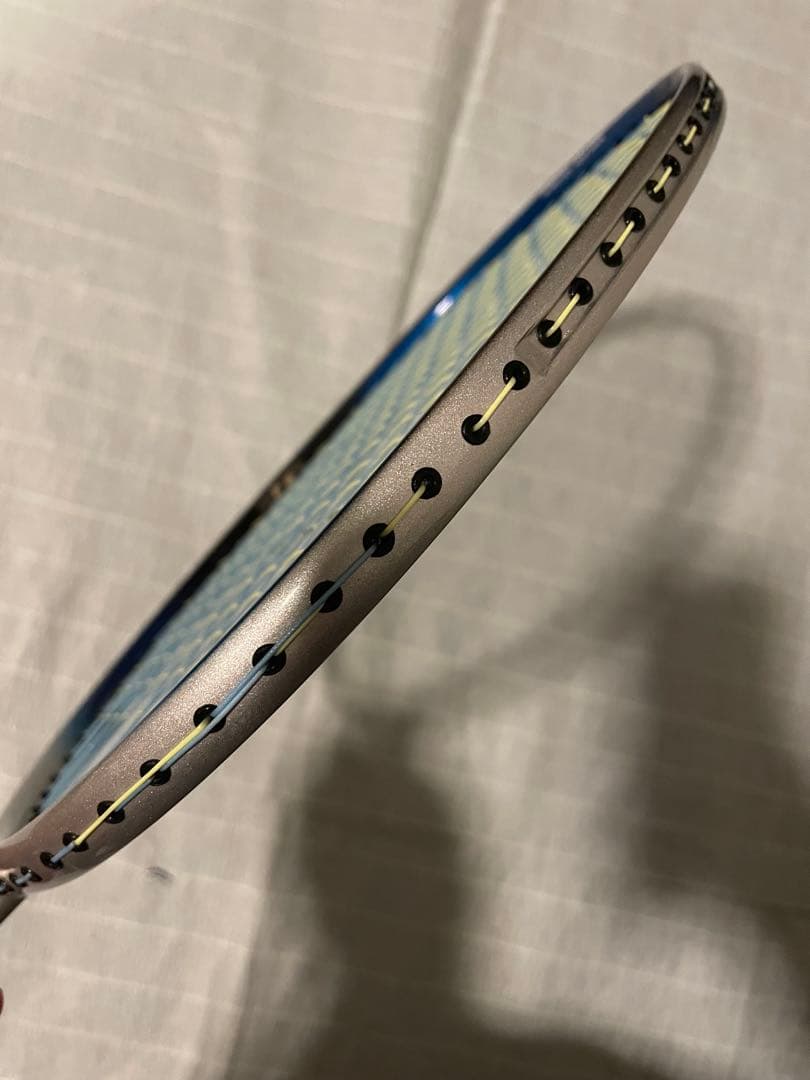 希少　Titanium Mesh 4 バドミントンラケット