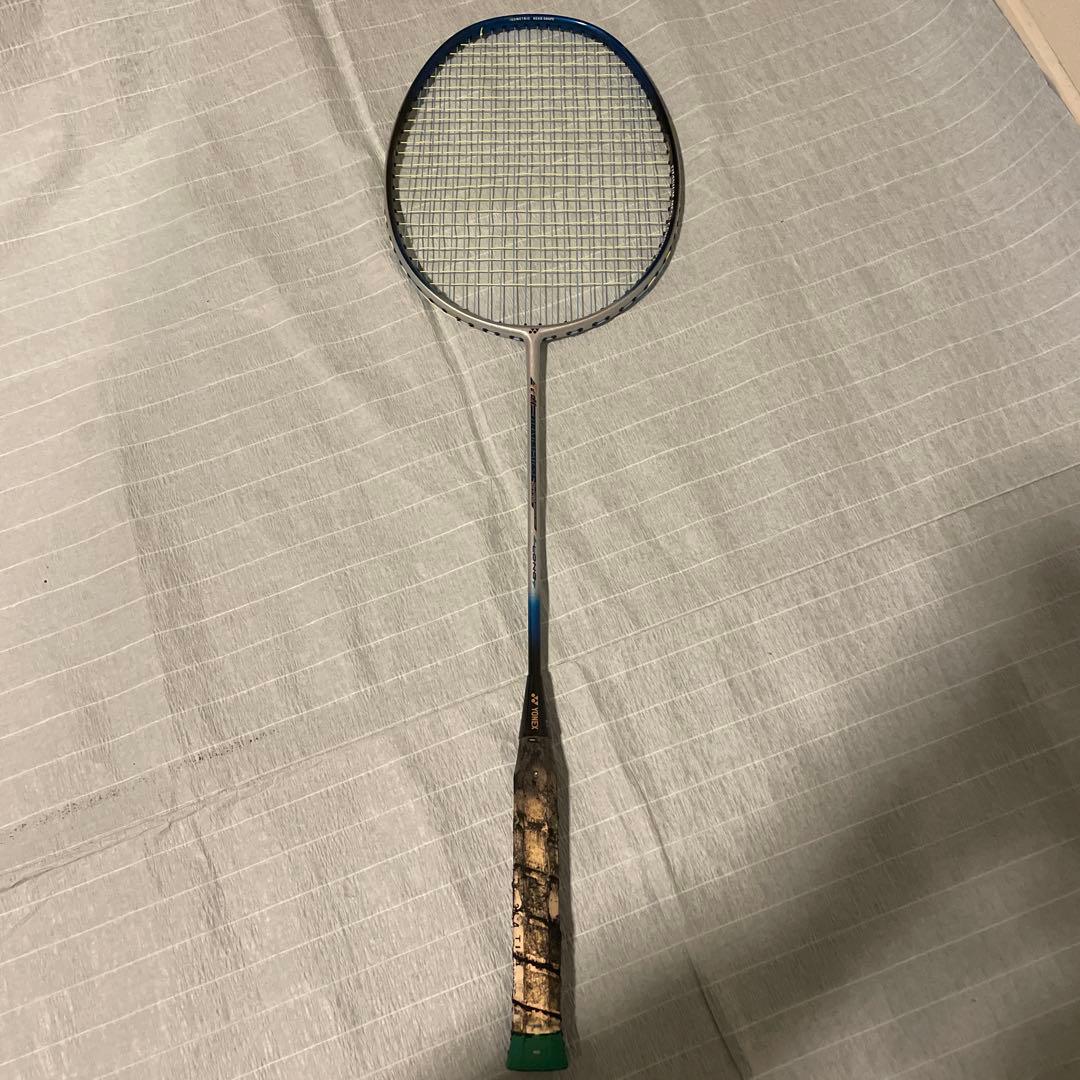 希少　Titanium Mesh 4 バドミントンラケット