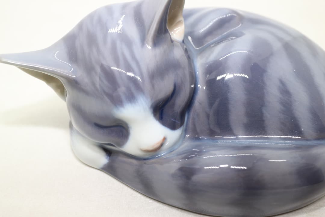 希少 ロイヤルコペンハーゲン フィギュリン 眠り猫 ねむり猫