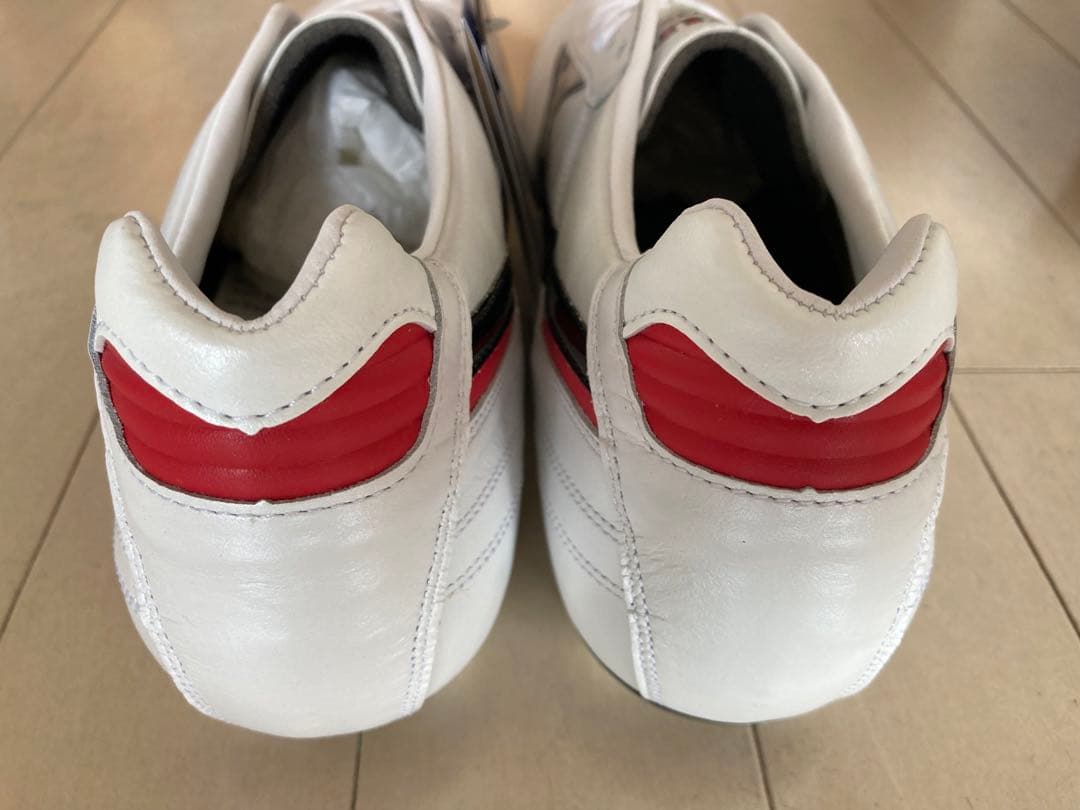モレリア2ジャパン　ノーマルステッチ　白　27.0㎝　新品。