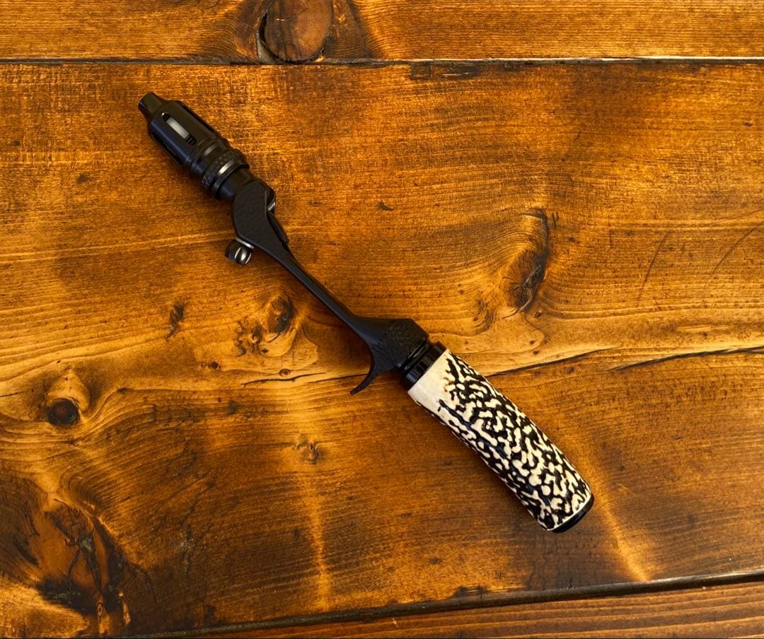 ガングリップ　鹿の角グリップ　トラウト　渓流　ハンドメイド　ロッドビルディング
