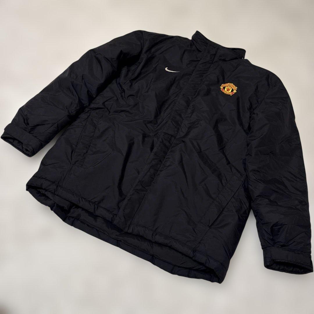 NIKE ナイキ　マンチェスターユナイテッド　中綿　ナイロンジャケット　アウター