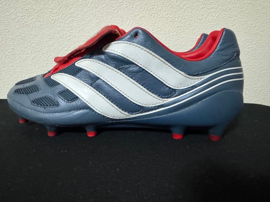 adidas プレデタープレシジョン　限定カラー